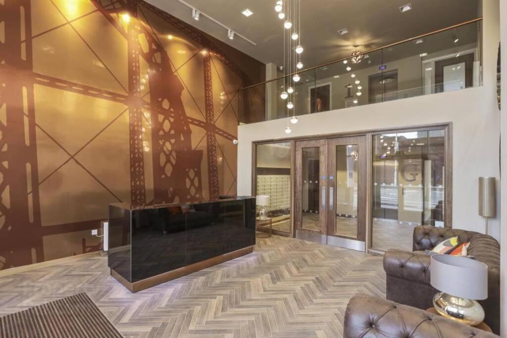 5* Luxury, City Centre, Brand New Development Belfast Buitenkant foto