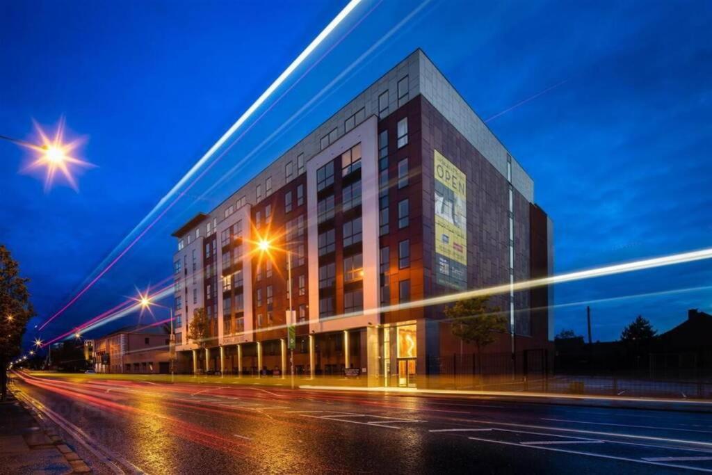 5* Luxury, City Centre, Brand New Development Belfast Buitenkant foto